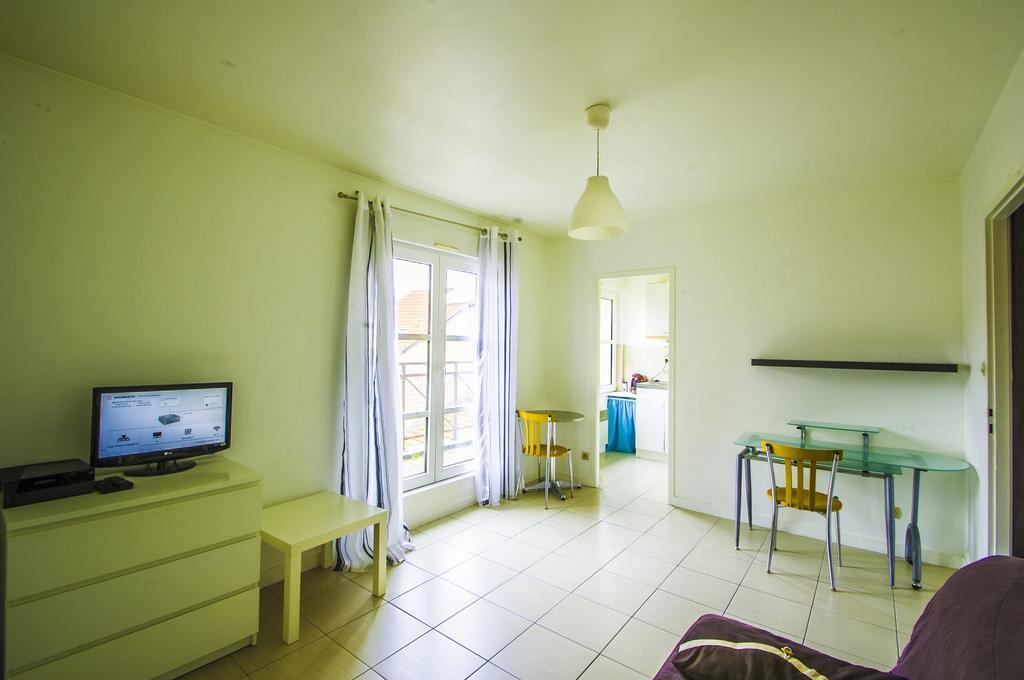 Metz Port Saint Marcel Apartman Szoba fotó